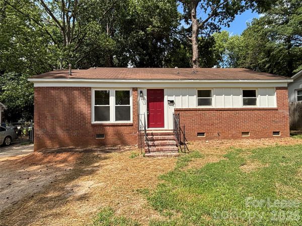 2627 Dora Drive, Charlotte, NC 28215