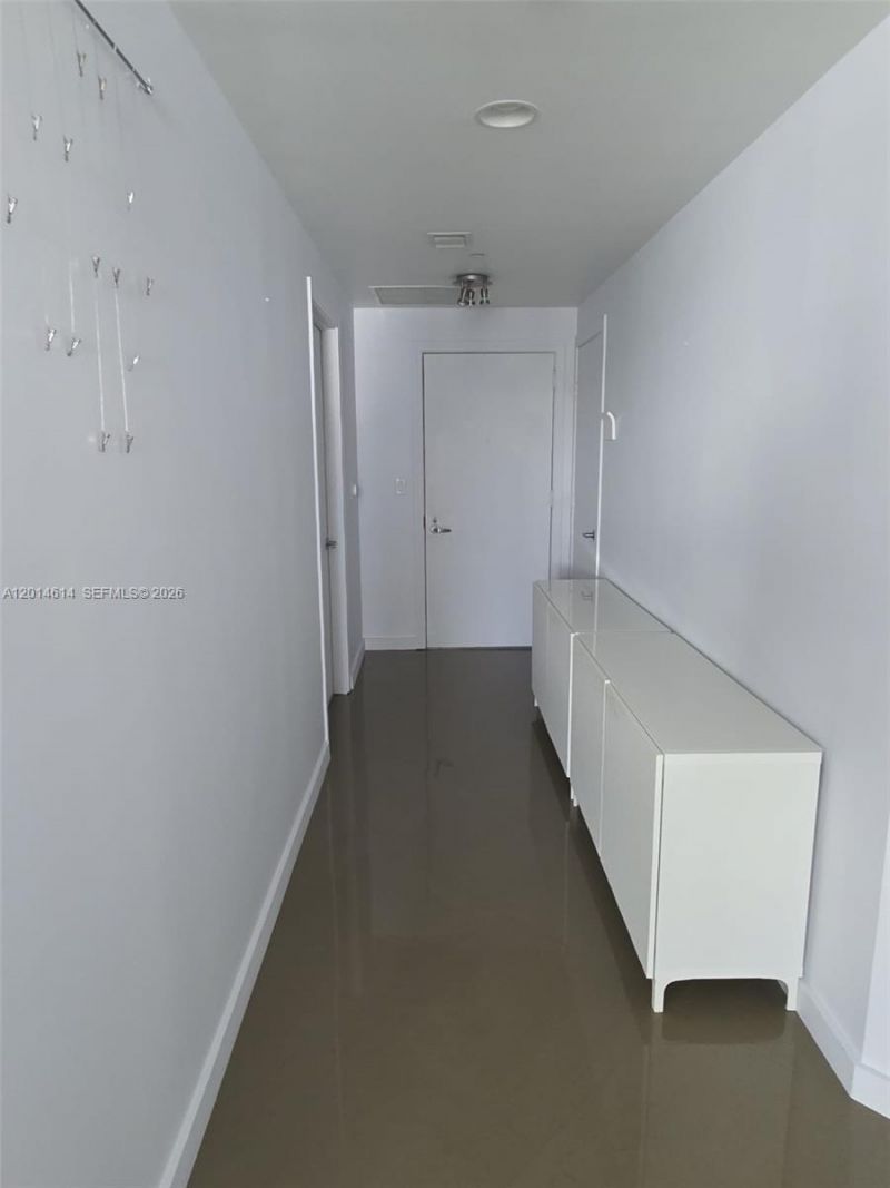 1060 Brickell Ave , Unit 2201, Miami, FL 33131 Photo