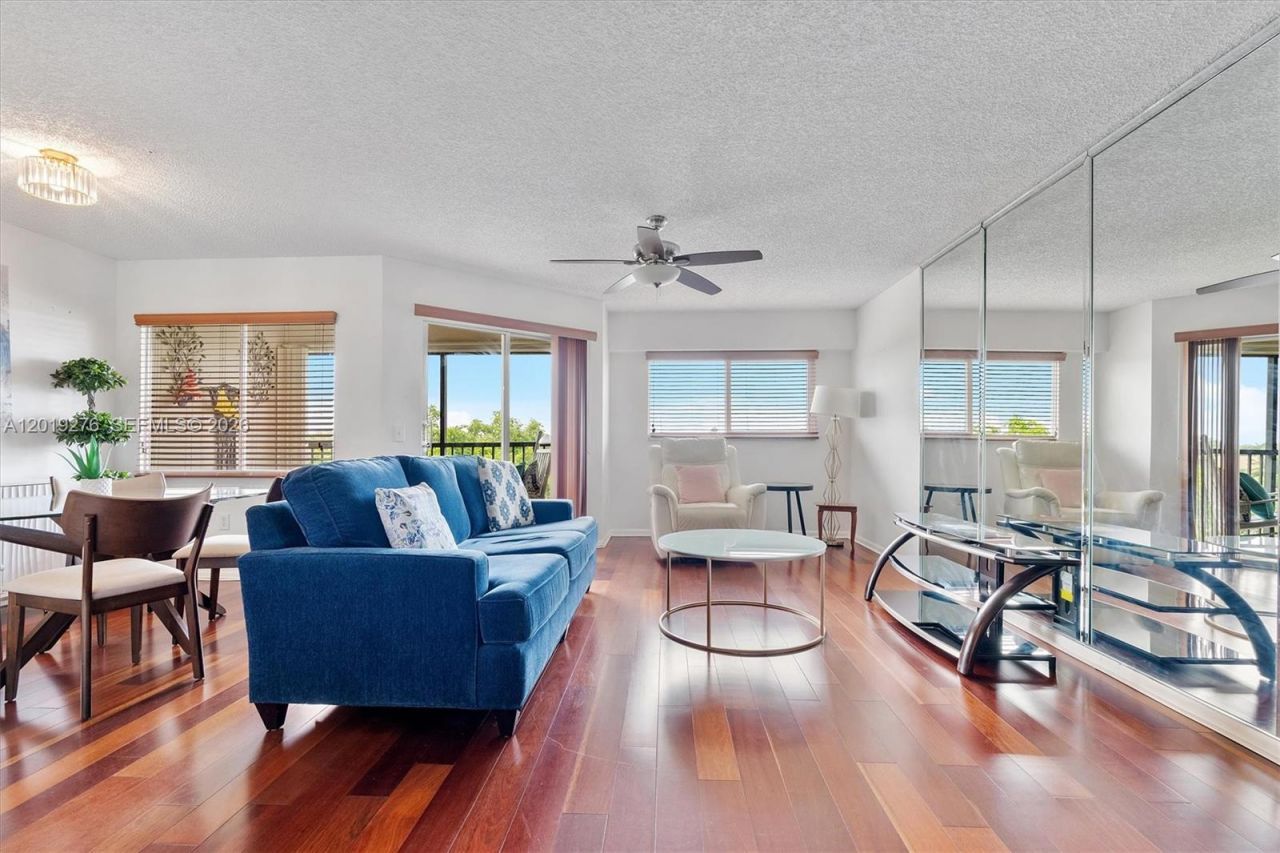 13700 SW 14th St , Unit 411D, Pembroke Pines, FL 33027 Photo