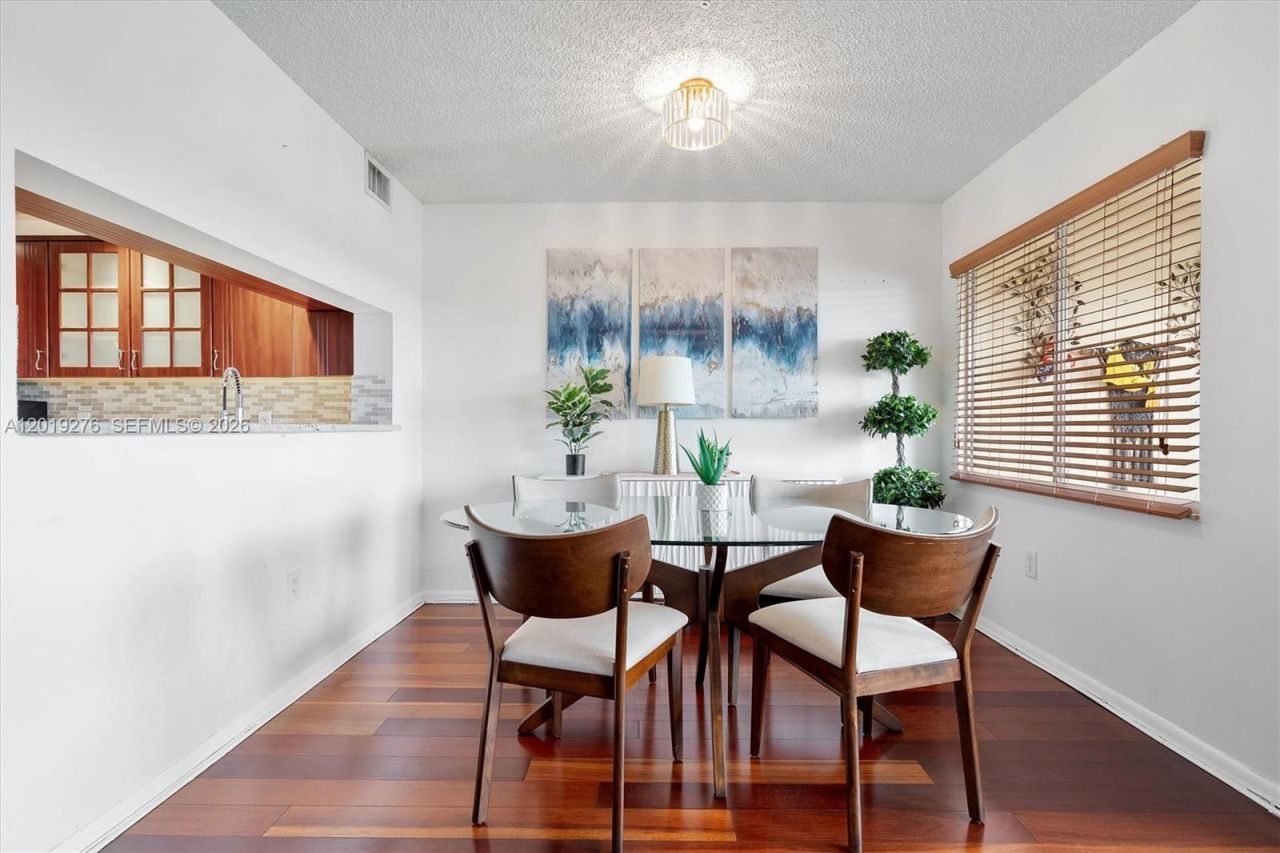 13700 SW 14th St , Unit 411D, Pembroke Pines, FL 33027 Photo