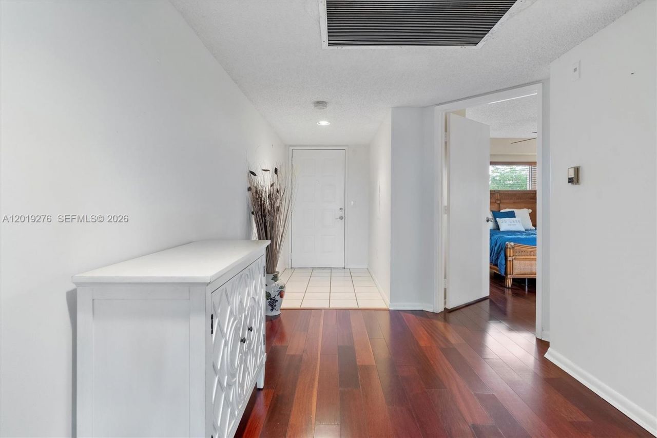 13700 SW 14th St , Unit 411D, Pembroke Pines, FL 33027 Photo