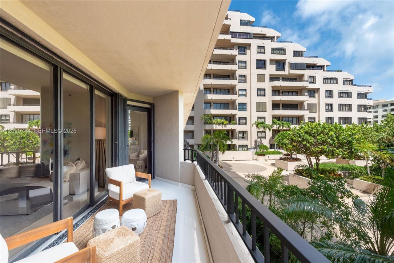 251 Crandon Blvd , Unit 227, Key Biscayne, FL 33149 Photo