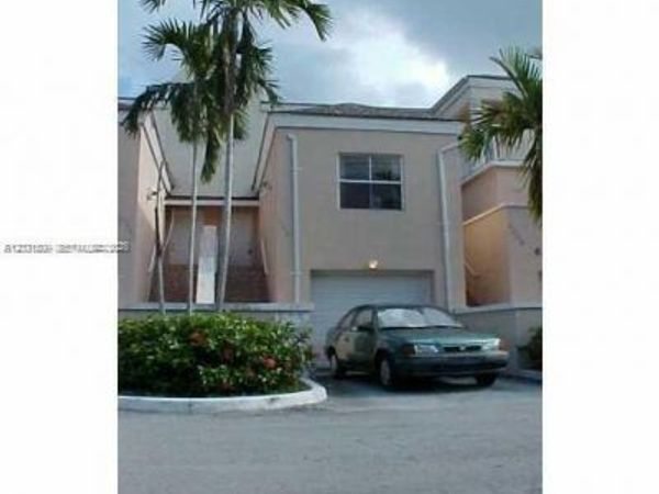 2408 NE 135th St, Unit 2408, North Miami, FL 33181