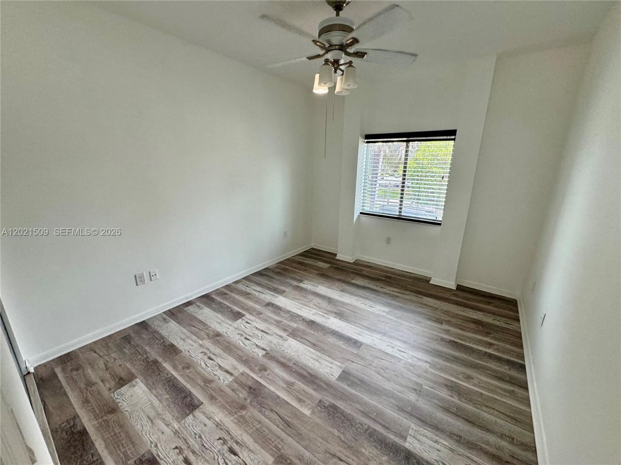 2408 NE 135th St, Unit 2408, North Miami, FL 33181 Photo