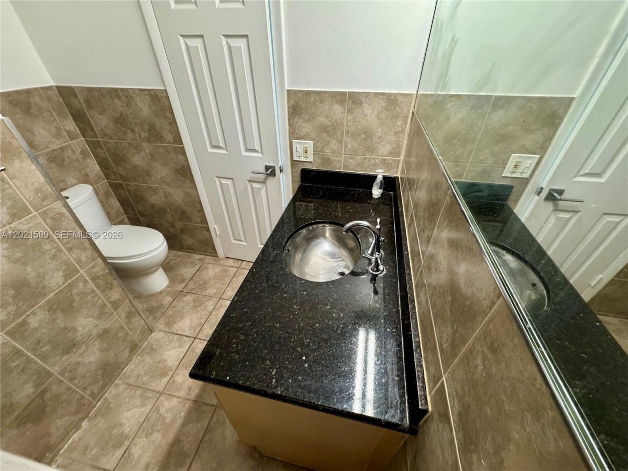 2408 NE 135th St, Unit 2408, North Miami, FL 33181 Photo