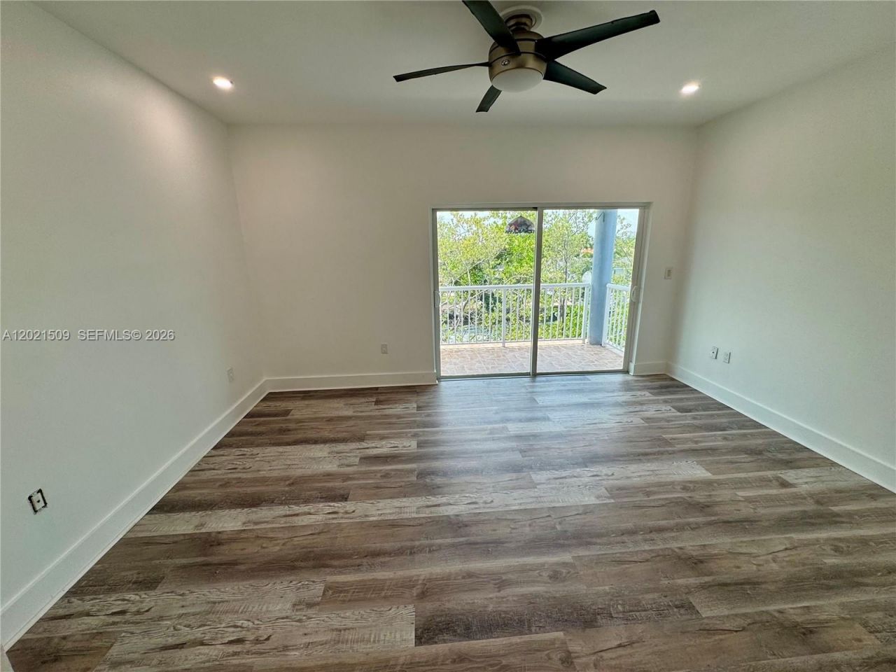 2408 NE 135th St, Unit 2408, North Miami, FL 33181 Photo