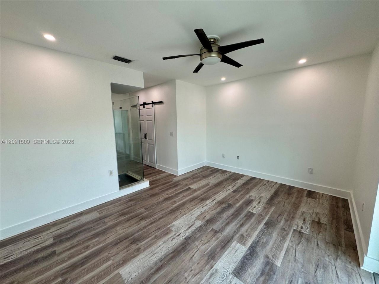 2408 NE 135th St, Unit 2408, North Miami, FL 33181 Photo