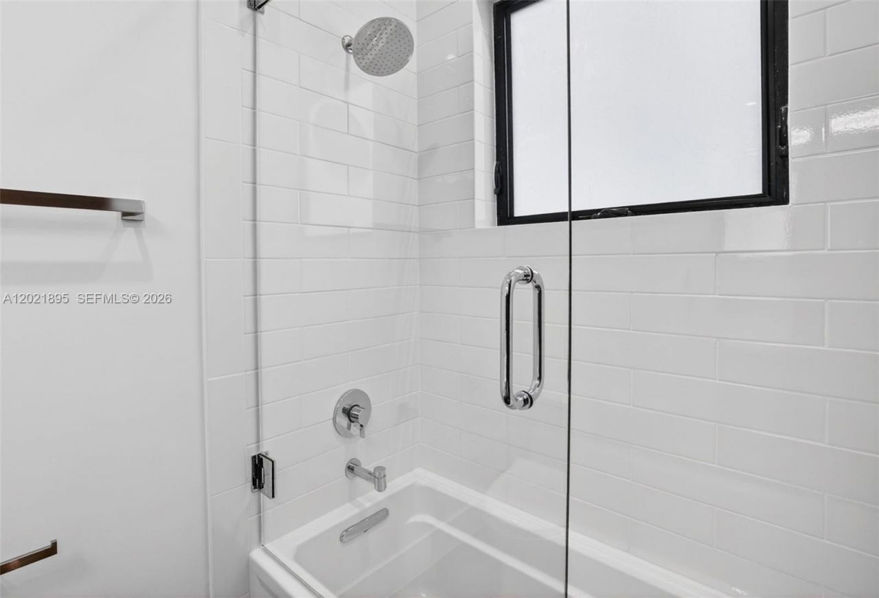 2751 NE 22nd Ct , Pompano Beach, FL 33062 Photo
