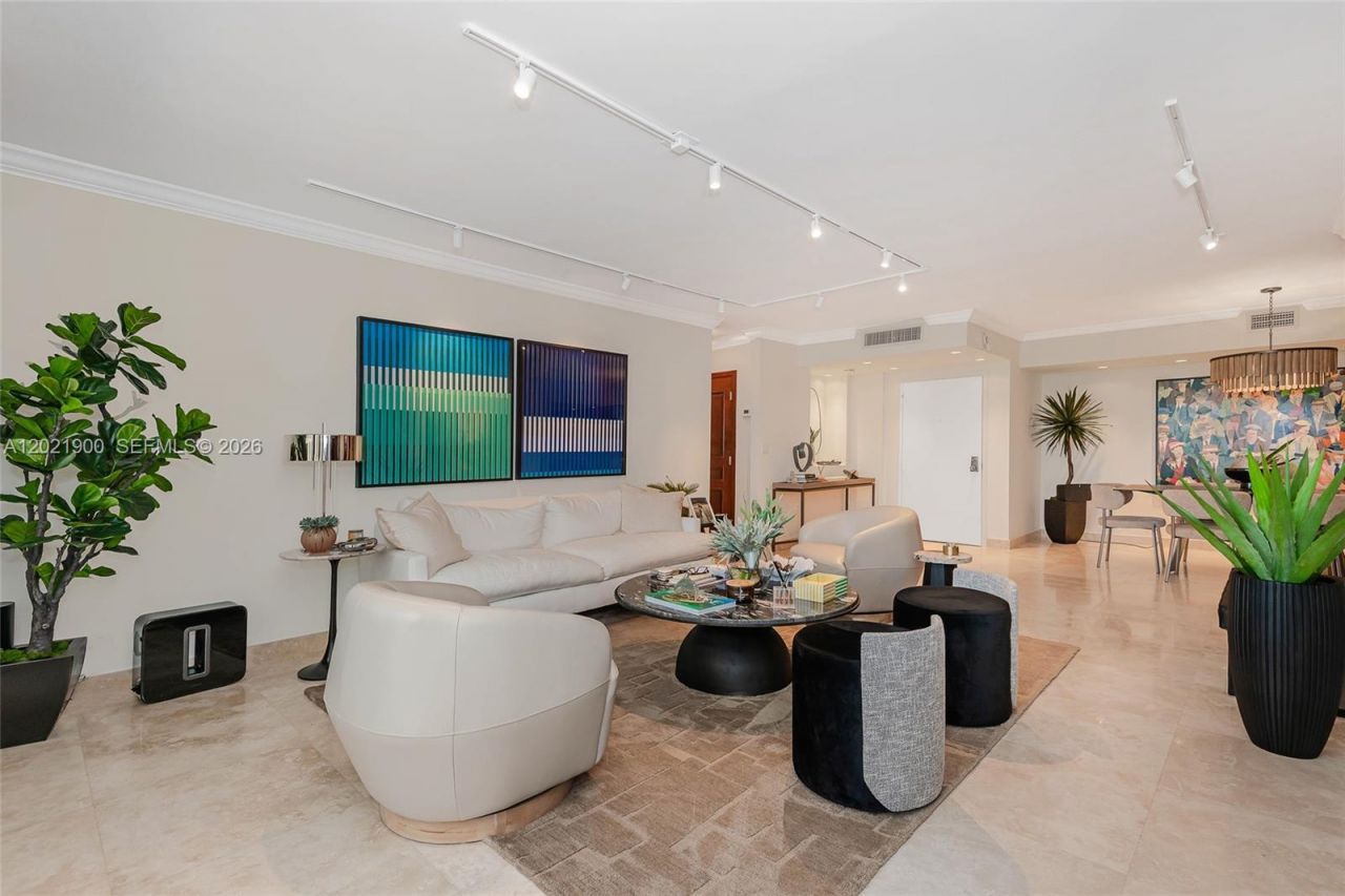 1121 Crandon Blvd , Unit E405, Key Biscayne, FL 33149 Photo