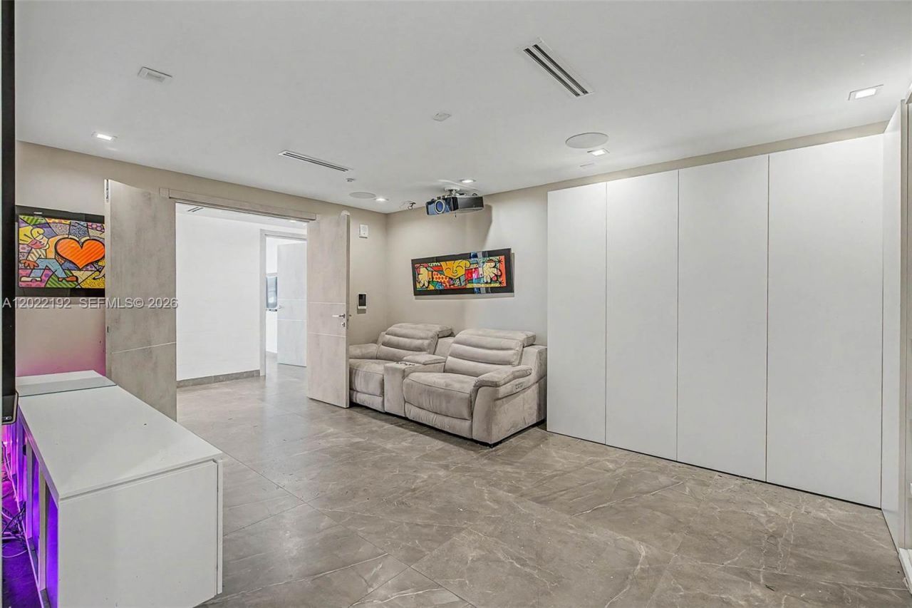 17111 Biscayne Blvd, Unit 1405/07, North Miami Beach, FL 33160 Photo