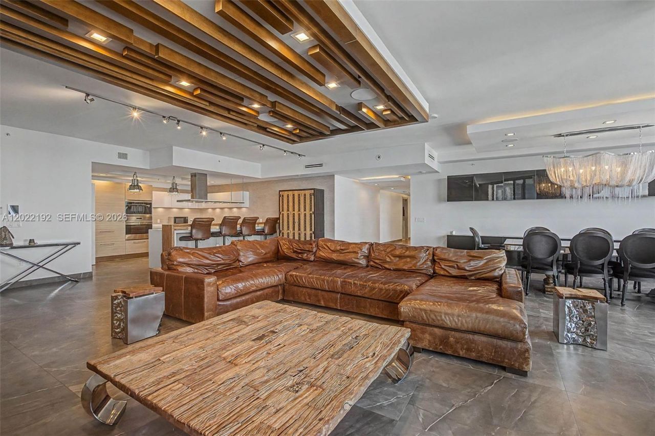 17111 Biscayne Blvd, Unit 1405/07, North Miami Beach, FL 33160 Photo