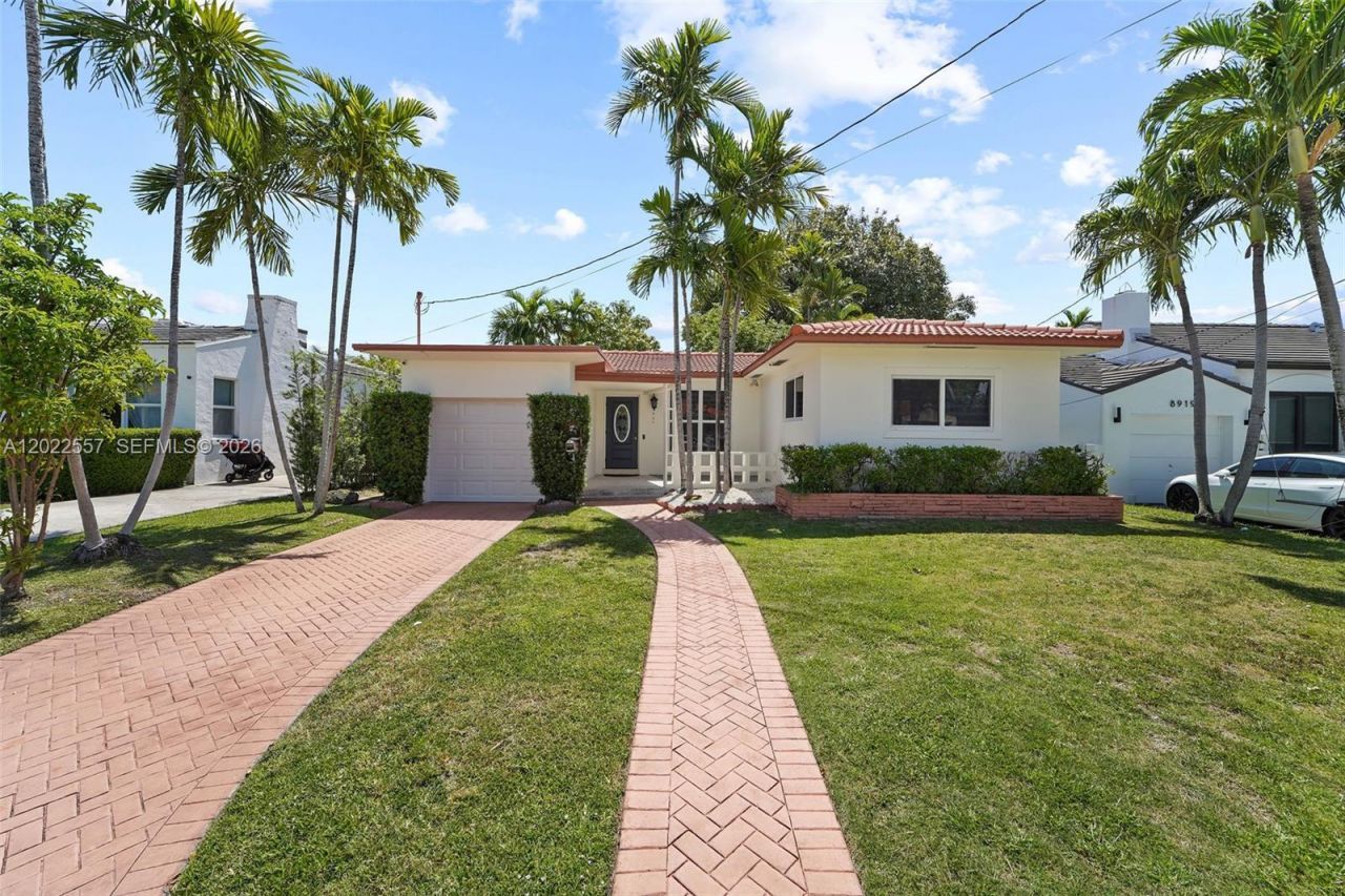8927 Carlyle Ave, Surfside, FL 33154 Photo