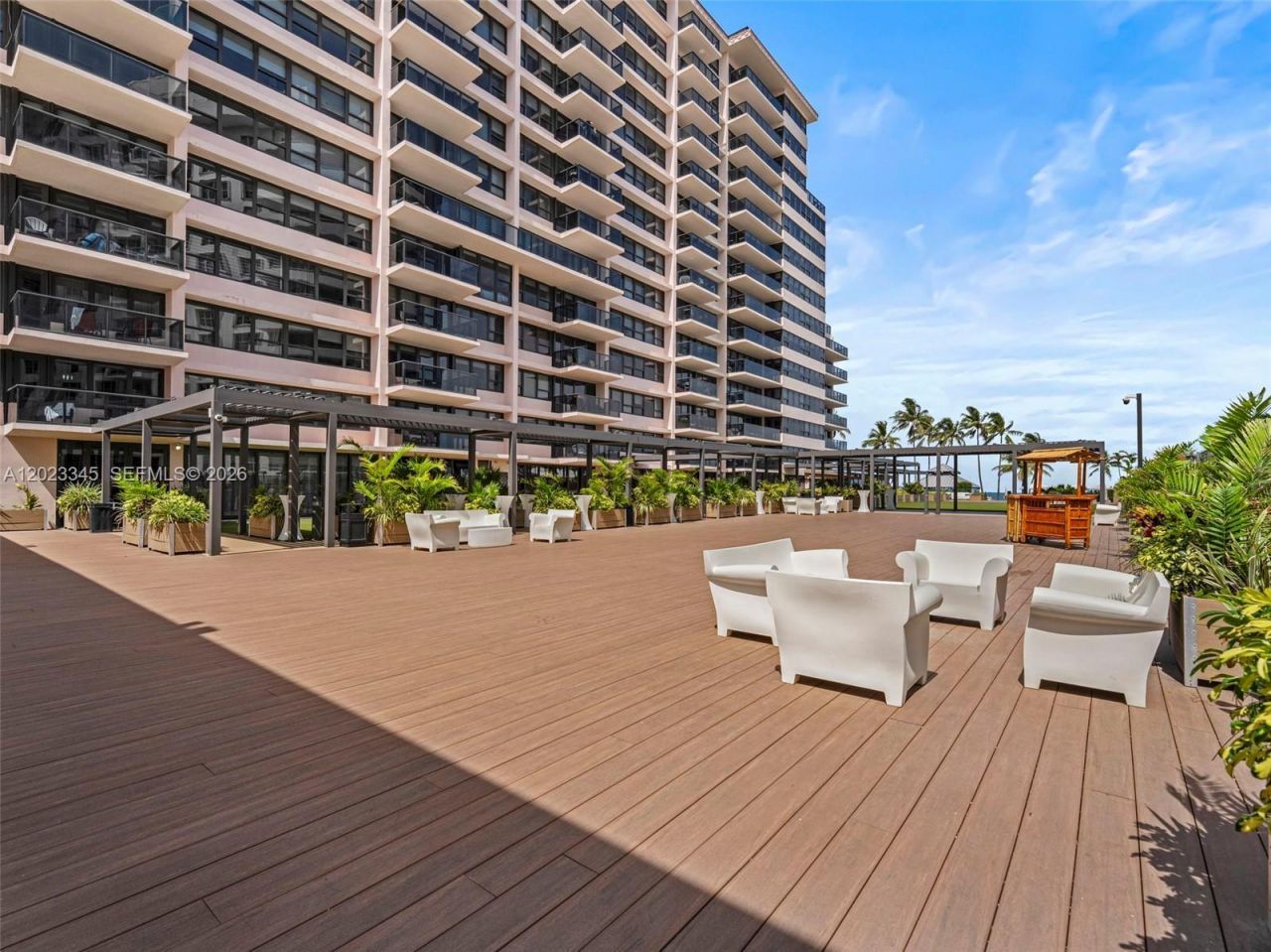 5225 Collins Ave , Unit 1509, Miami Beach, FL 33140 Photo