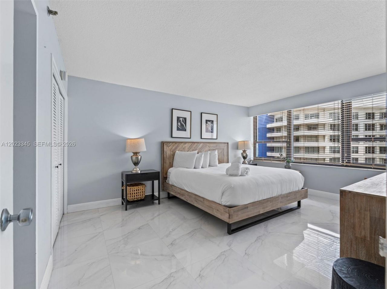 5225 Collins Ave , Unit 1509, Miami Beach, FL 33140 Photo