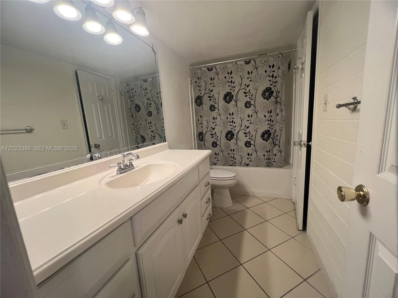 2060 NW 48th Ter , Unit 103, Lauderhill, FL 33313 Photo