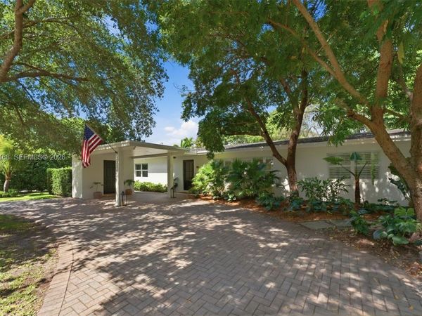 7350 SW 65th Ave , South Miami, FL 33143
