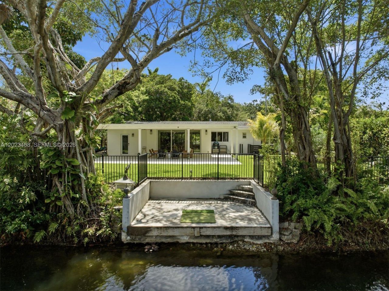 7350 SW 65th Ave , South Miami, FL 33143 Photo