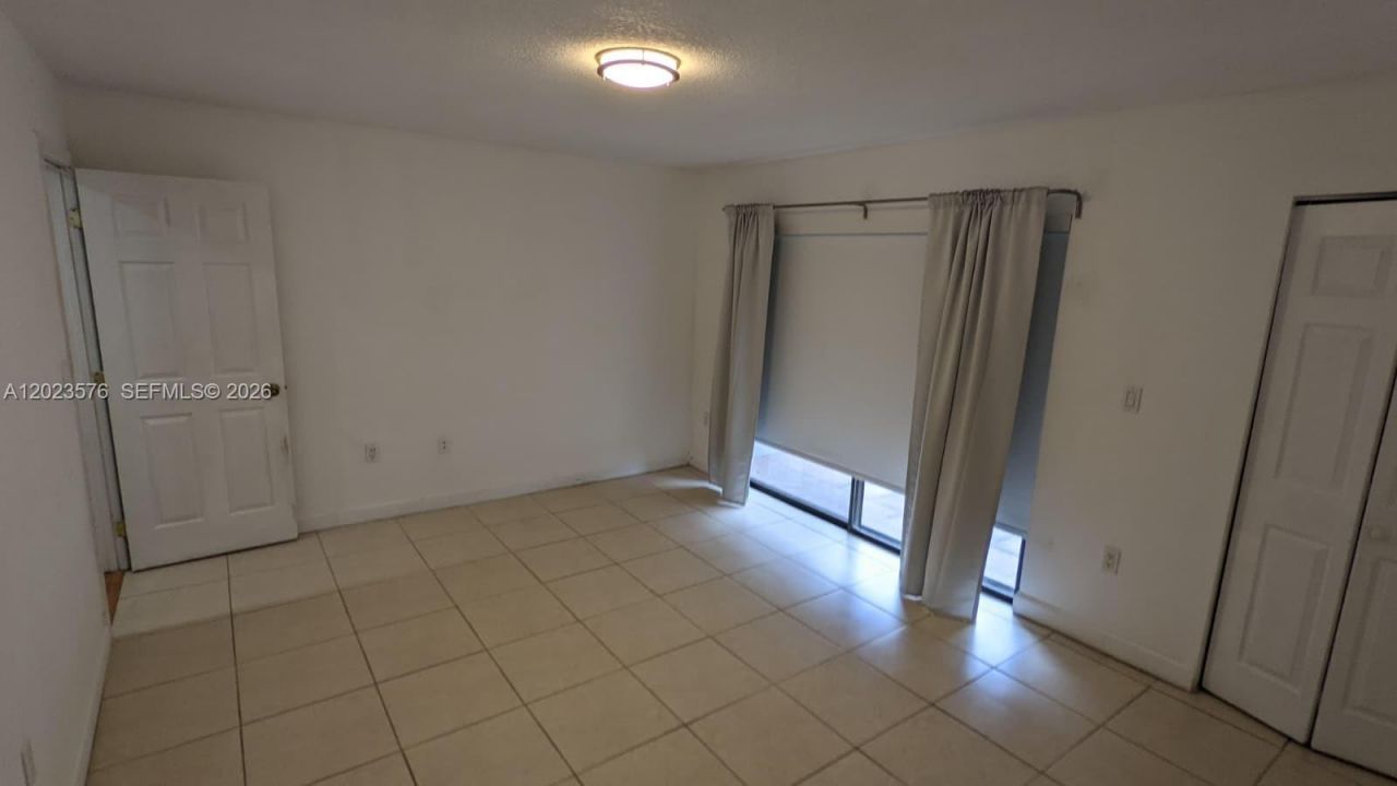 10052 NW 41st St , Unit 51-5, Doral, FL 33178 Photo