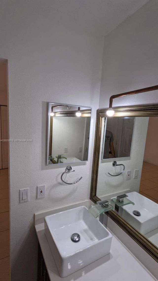 10052 NW 41st St , Unit 51-5, Doral, FL 33178 Photo