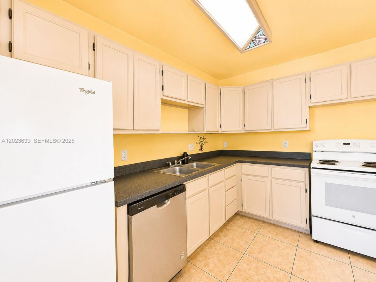 10370 SW 220th St, Unit 224, Cutler Bay, FL 33190 Photo