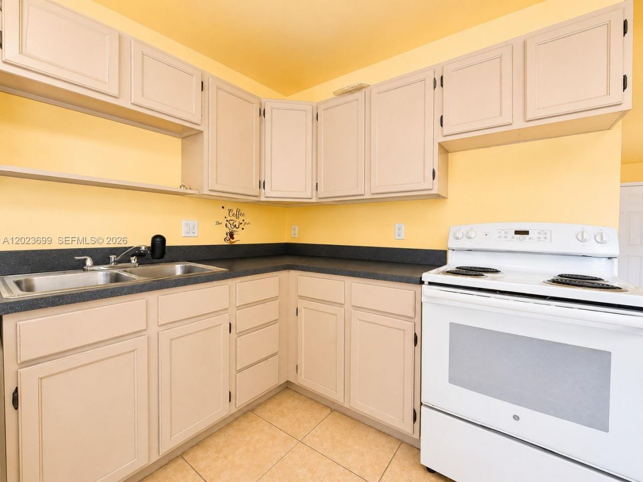 10370 SW 220th St, Unit 224, Cutler Bay, FL 33190 Photo