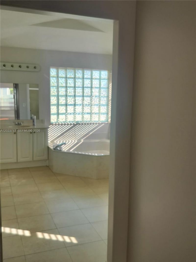 17883 SW 5 St , Pembroke Pines, FL 33029 Photo