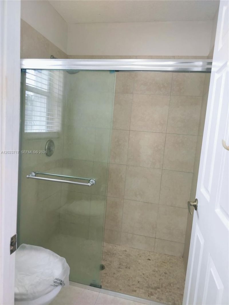 17883 SW 5 St, Pembroke Pines, FL 33029 Photo