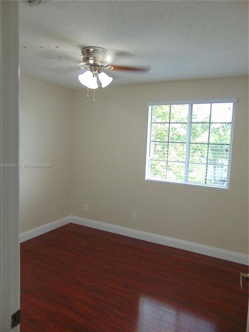 17883 SW 5 St, Pembroke Pines, FL 33029 Photo