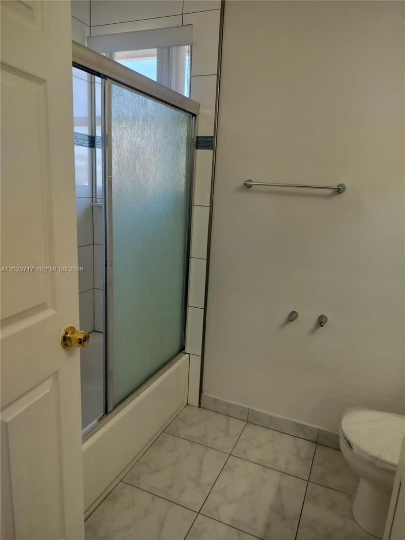 17883 SW 5 St, Pembroke Pines, FL 33029 Photo