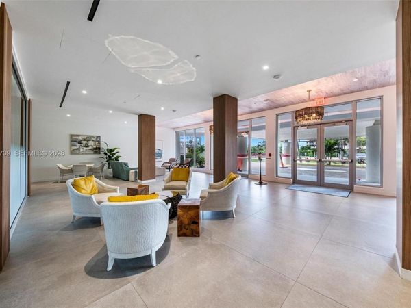 320 seaview court, Unit 2-1207, Marco Island, FL 34145