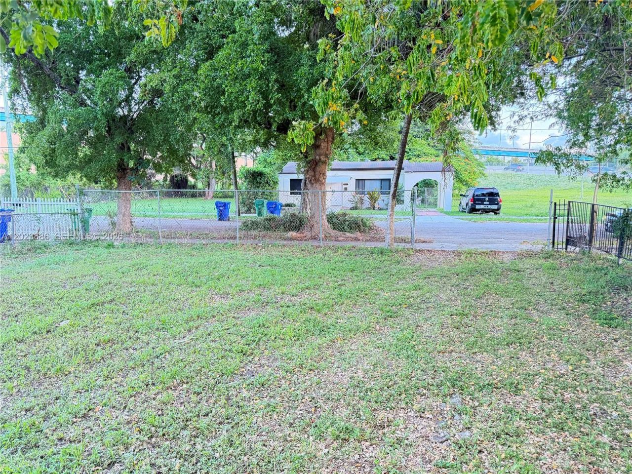 665 NW 43rd St, Miami, FL 33127 Photo