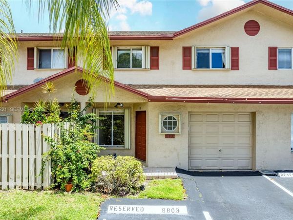 9803 NW 37th St, Sunrise, FL 33351