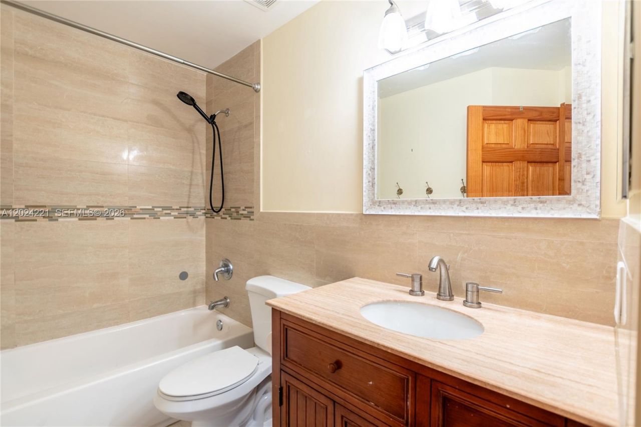9803 NW 37th St, Sunrise, FL 33351 Photo