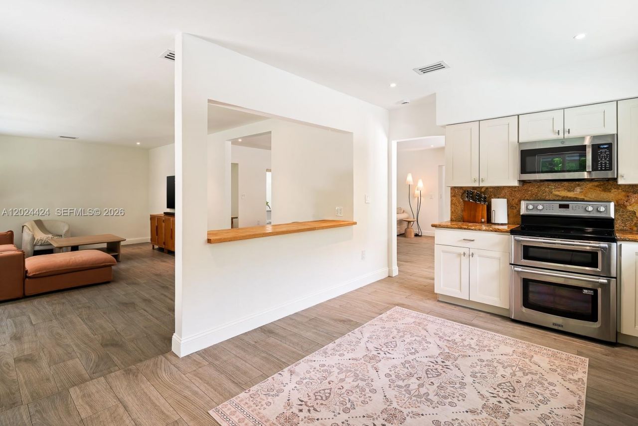 2508 Anderson Rd , Coral Gables, FL 33134 Photo
