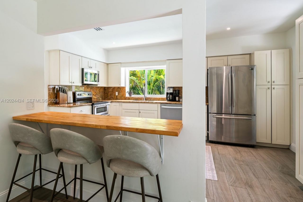 2508 Anderson Rd , Coral Gables, FL 33134 Photo