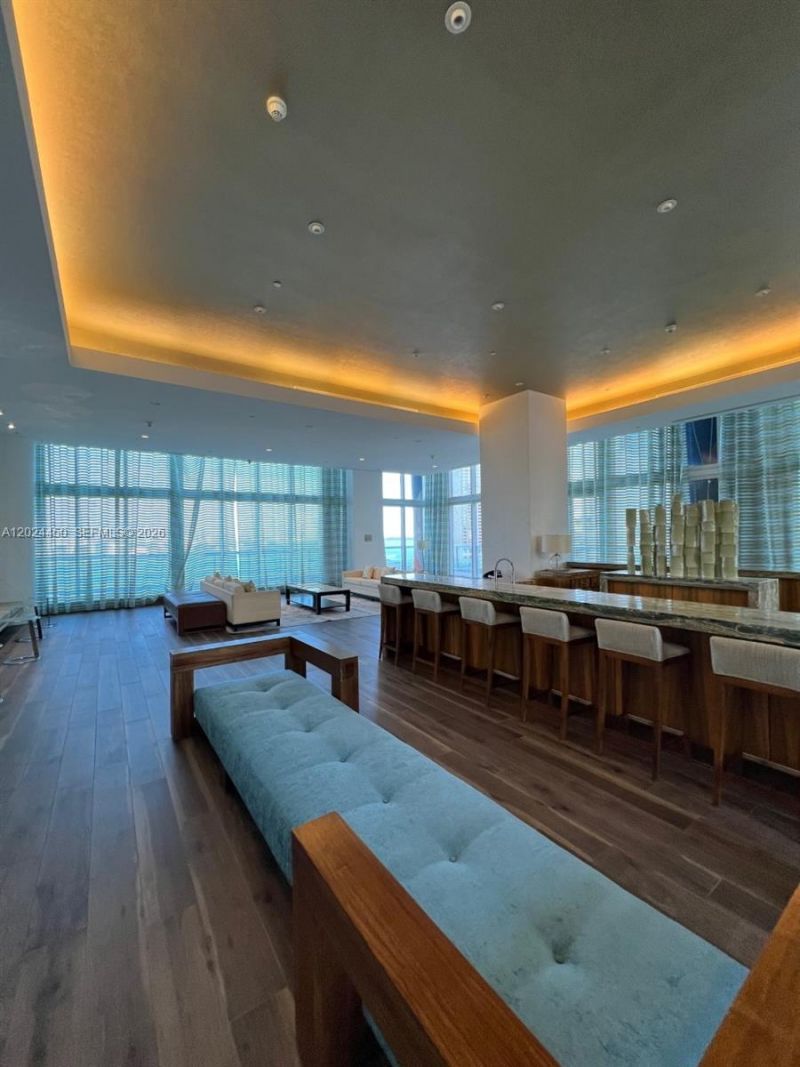50 Biscayne Blvd , Unit 2401, Miami, FL 33132 Photo