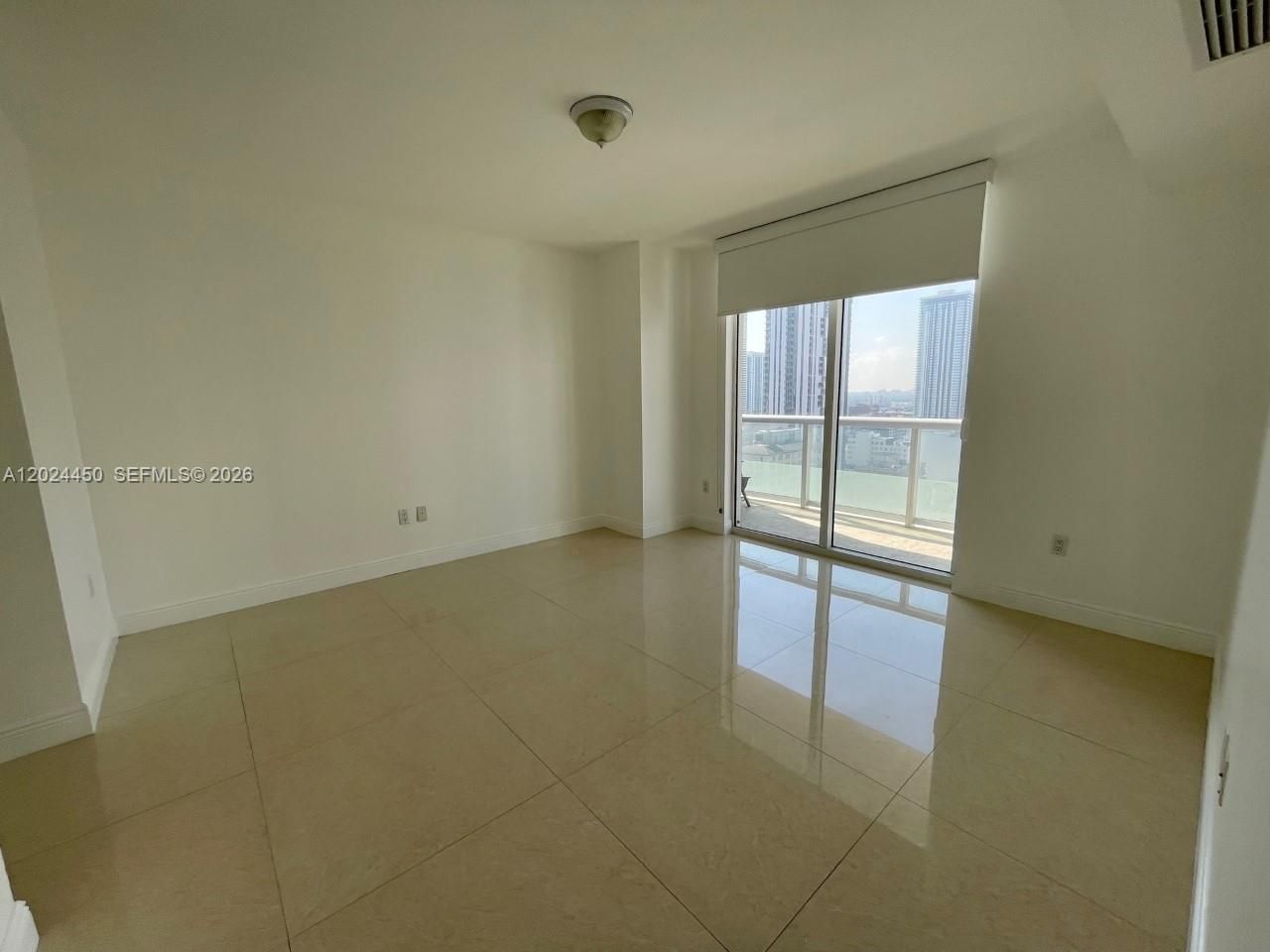 50 Biscayne Blvd , Unit 2401, Miami, FL 33132 Photo