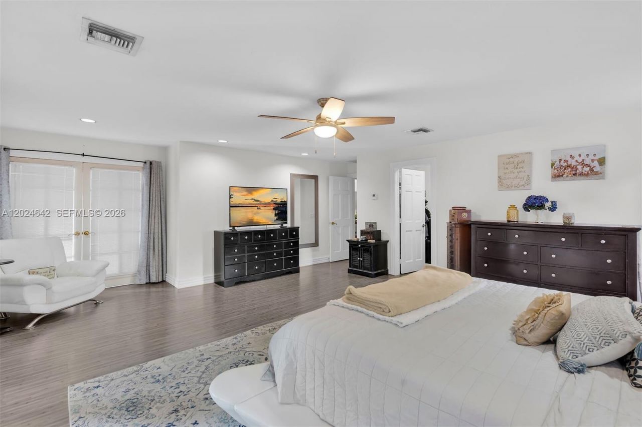 8825 SW 185th Ter , Cutler Bay, FL 33157 Photo