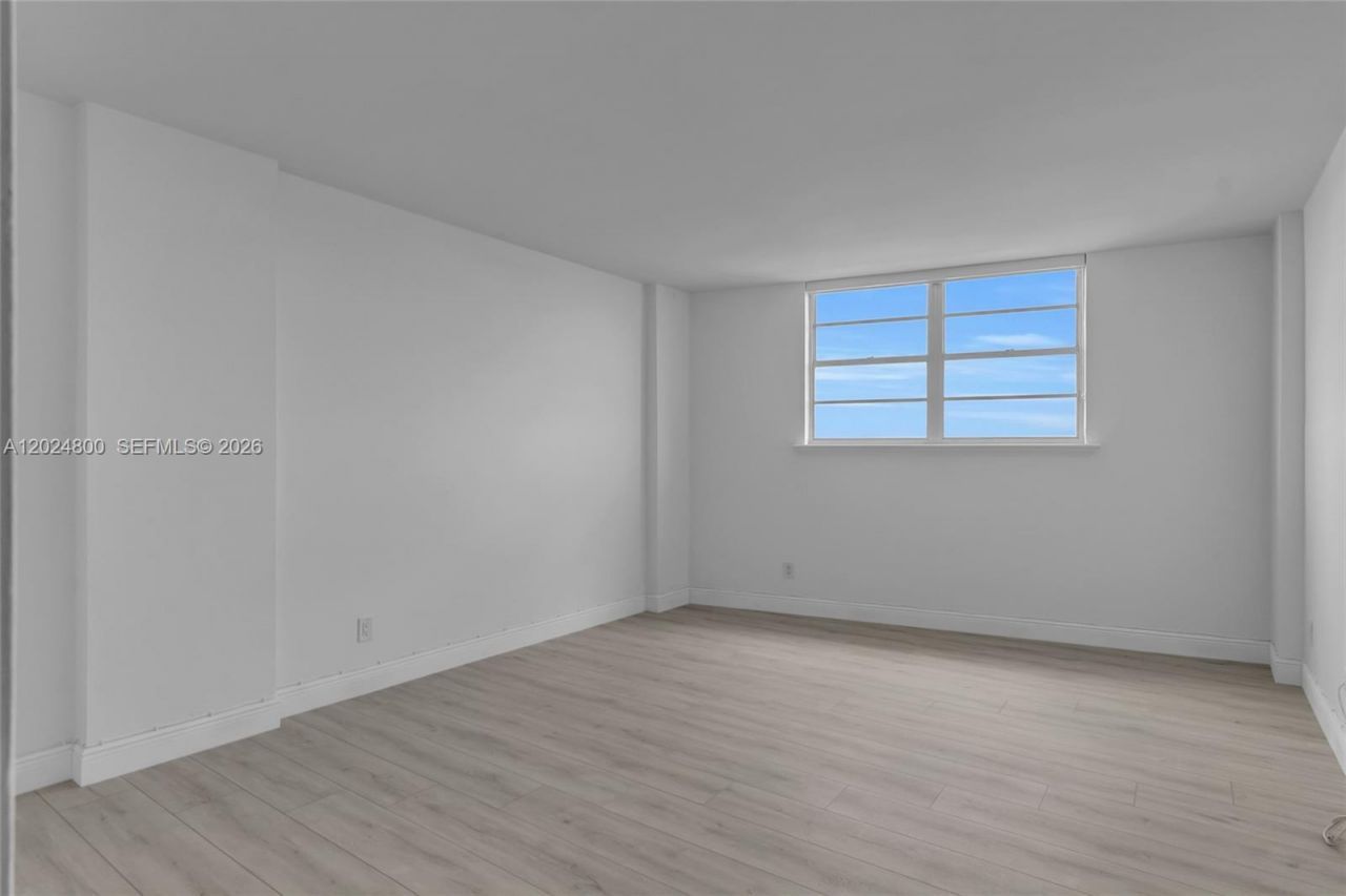 90 Edgewater Dr , Unit 1201, Coral Gables, FL 33133 Photo