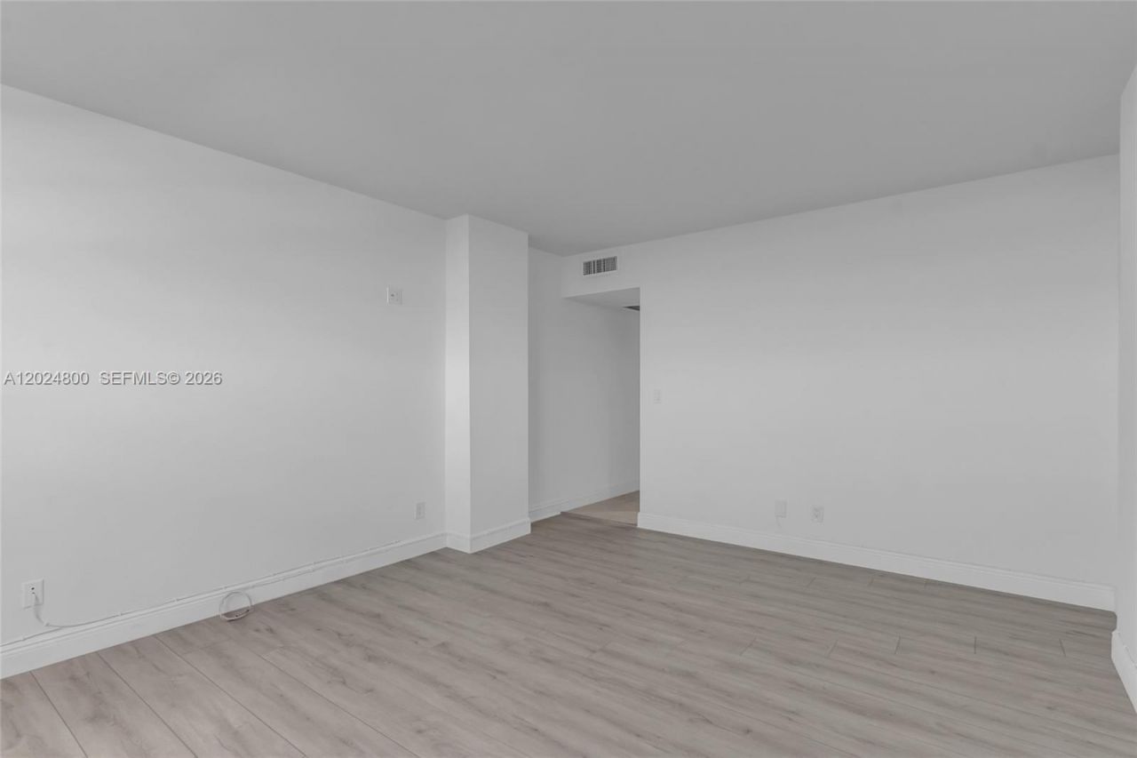 90 Edgewater Dr , Unit 1201, Coral Gables, FL 33133 Photo