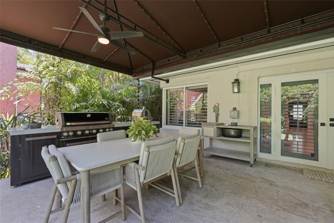 1505 Robbia Ave , Coral Gables, FL 33146 Photo