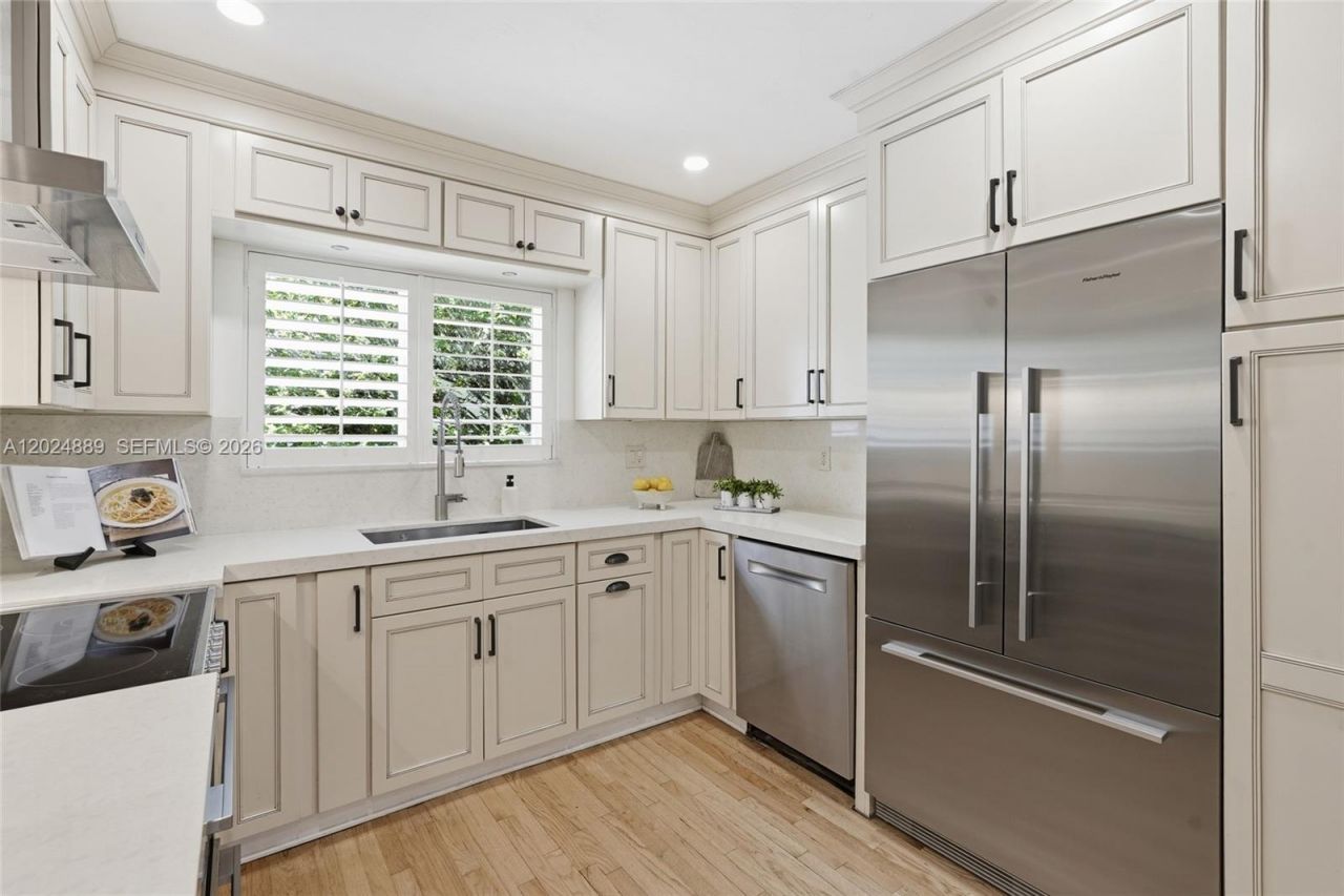 1505 Robbia Ave , Coral Gables, FL 33146 Photo