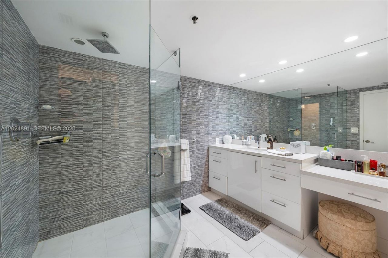 10175 Collins Ave , Unit 1505, Bal Harbour, FL 33154 Photo