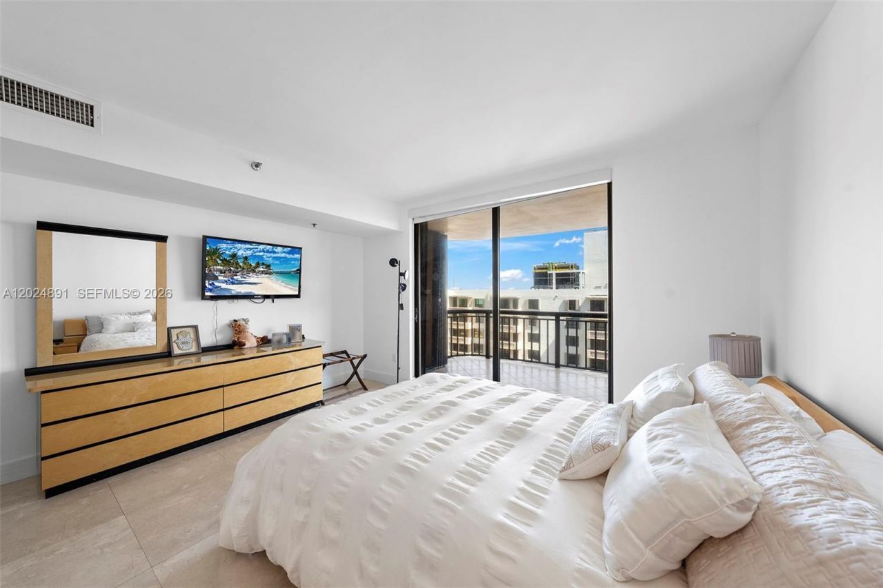 10175 Collins Ave , Unit 1505, Bal Harbour, FL 33154 Photo