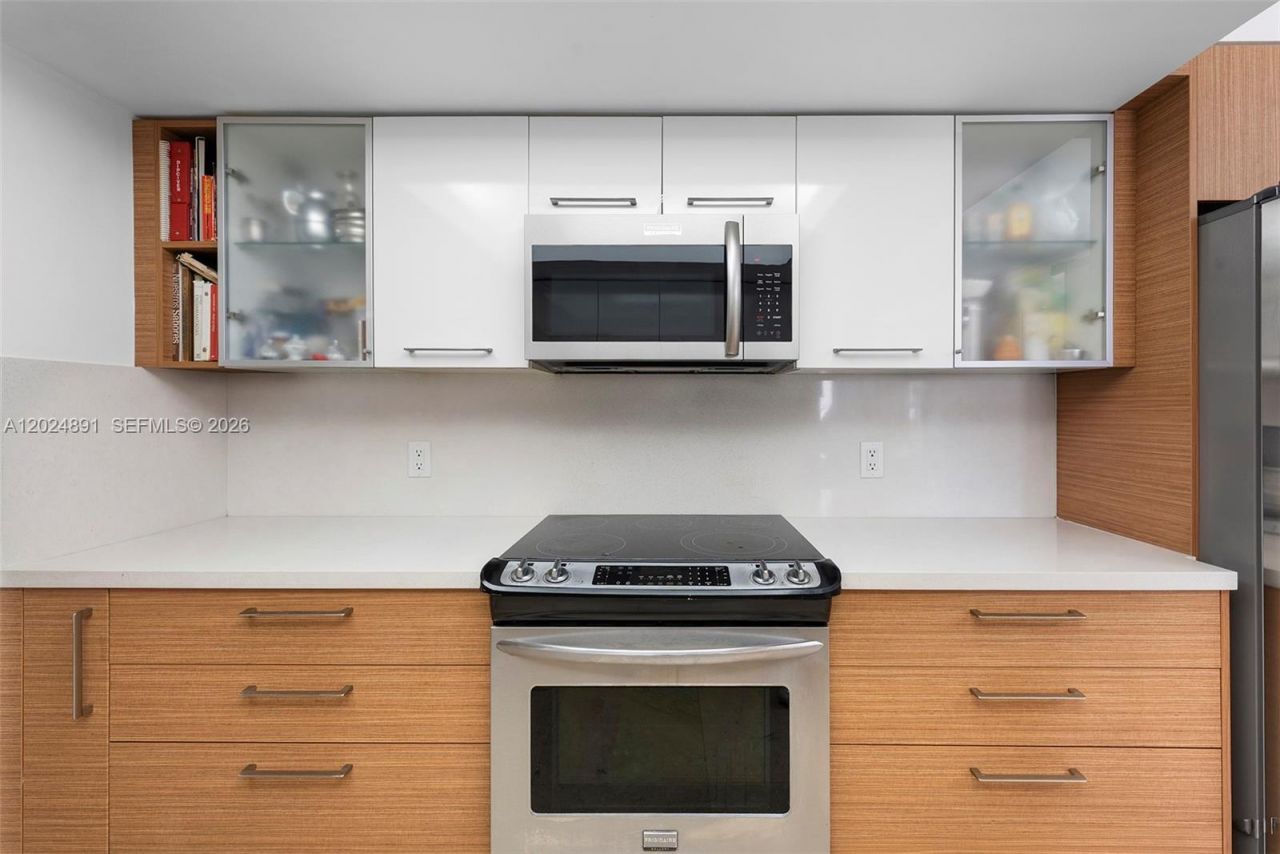 10175 Collins Ave , Unit 1505, Bal Harbour, FL 33154 Photo