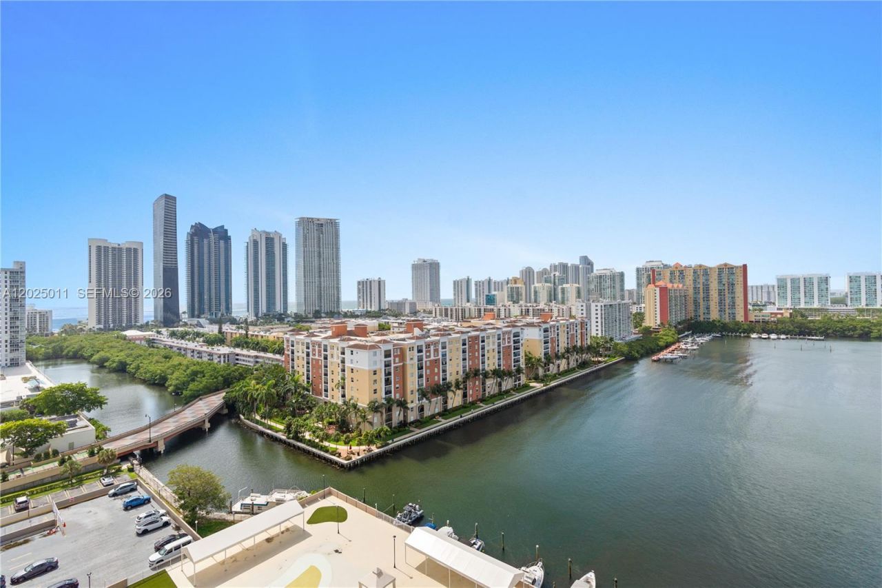 250 174th St , Unit 1620, Sunny Isles Beach, FL 33160 Photo