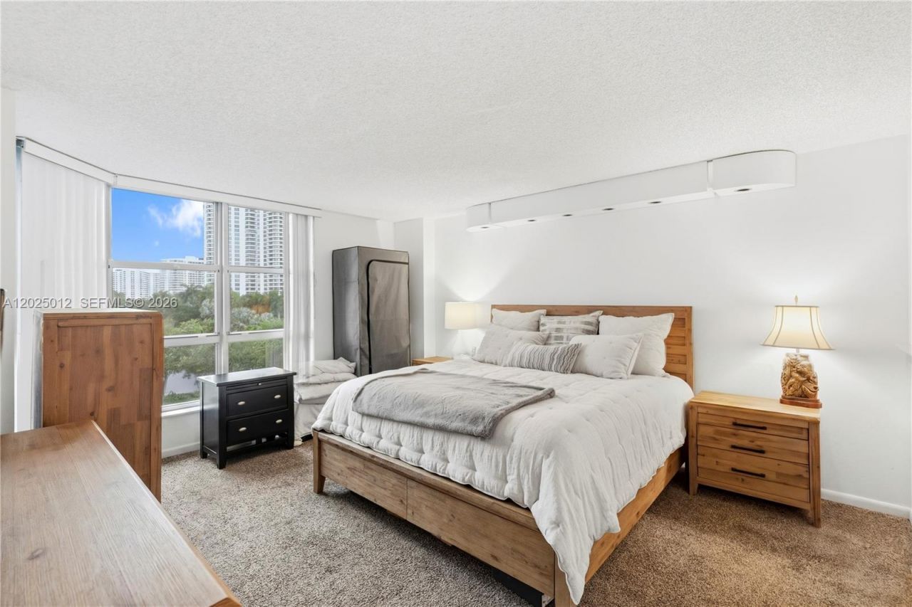 19195 NE 36th Ct, Unit 502, Aventura, FL 33180 Photo