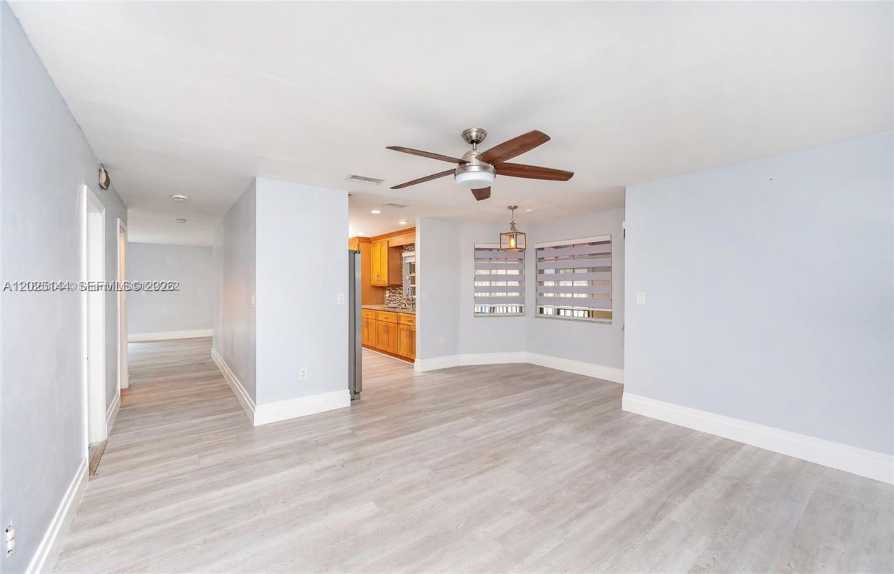 18660 NW 78th Ave , Hialeah, FL 33015 Photo