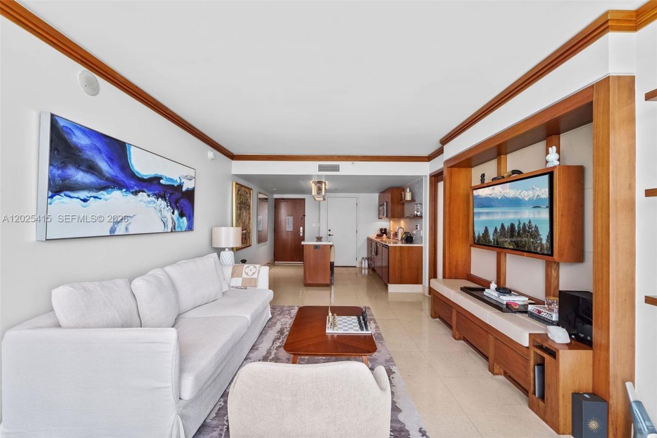 6801 Collins Ave, Unit 708, Miami Beach, FL 33141 Photo