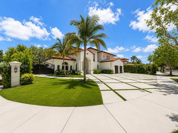 15721 NW 79th Ct, Miami Lakes, FL 33016